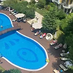 Bratanov Harmony Monte Carlo Apartment