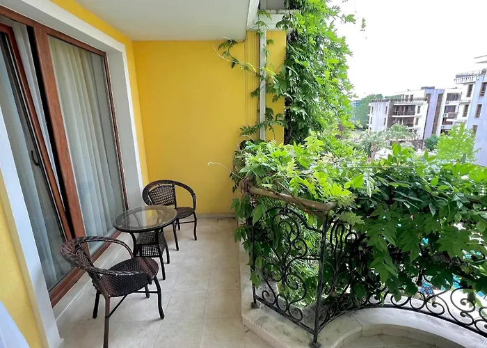 Bratanov Harmony Monte Carlo דירה סאני ביץ'